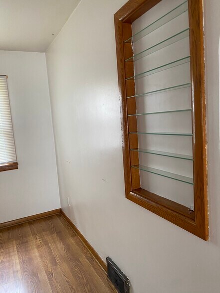 Building Photo - 216 Dort Ln NW