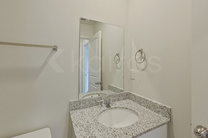 Building Photo - 331 Ironwood Ct