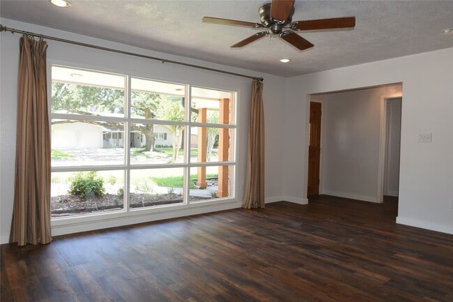 Building Photo - 10511 Eddystone Dr