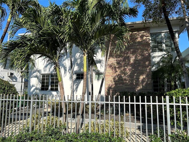 Building Photo - 1045 Lenox Ave.