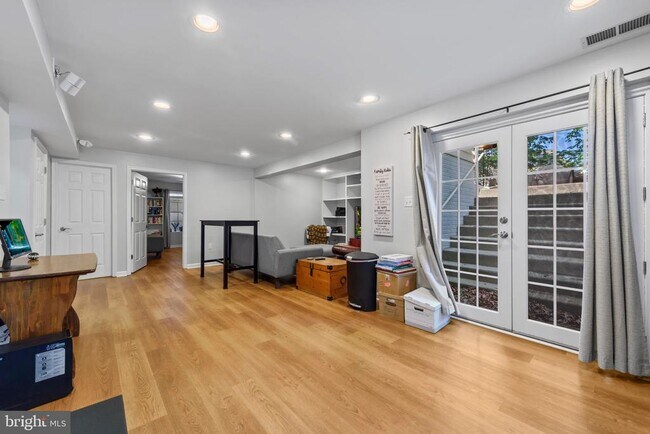 Building Photo - 43340 Wintersrun Ct