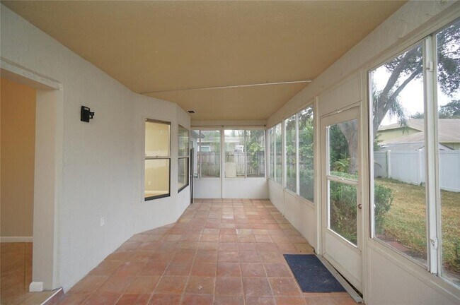 Building Photo - 3605 Treeline Dr