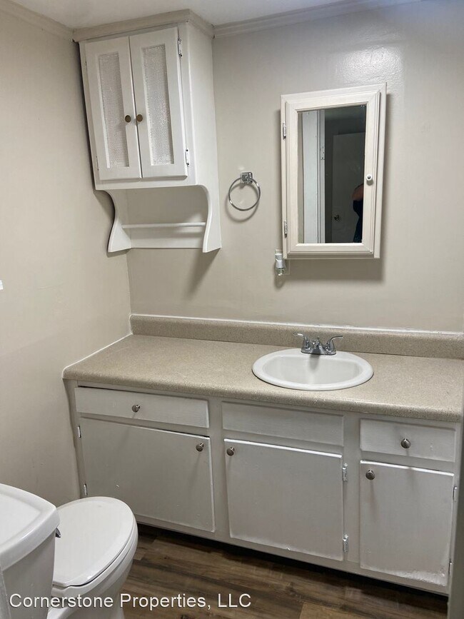 Building Photo - 3 br, 1 bath House - 304 Rainey St