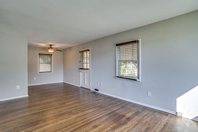 Building Photo - Location, Location, Location! Charming 3 b...