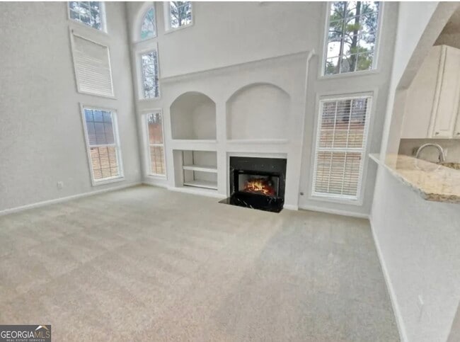 Building Photo - 1115 Fountain Crest Dr