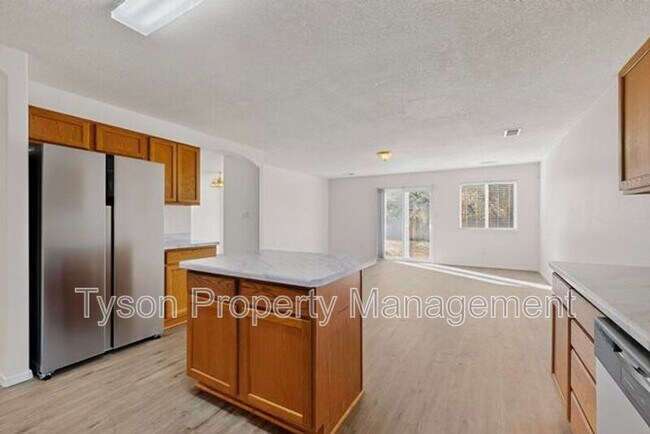 Building Photo - 6605 Ventana Hills Rd NW