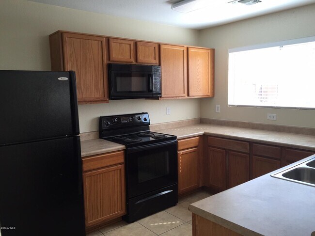 Building Photo - 17041 W Marshall Ln