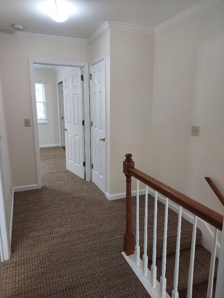 Building Photo - 1251 Carriage Park Dr