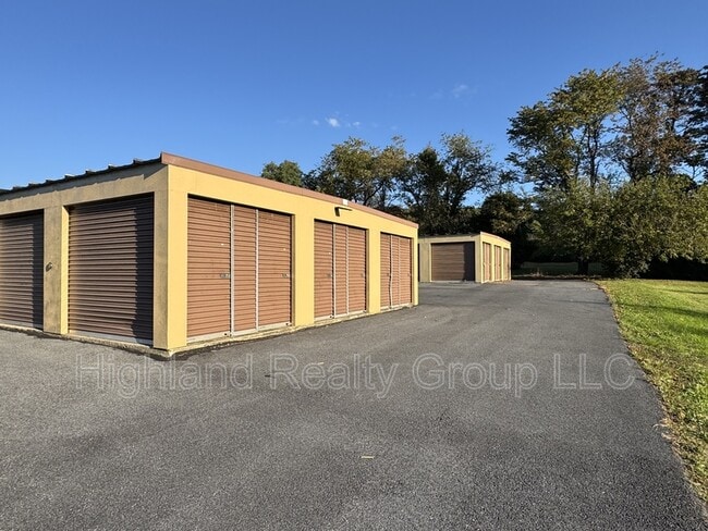 Building Photo - 3396 Mountain Rd