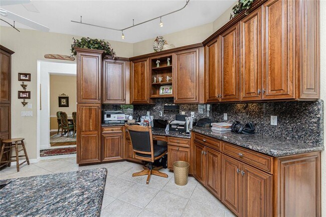 Building Photo - 202 George Rd SE