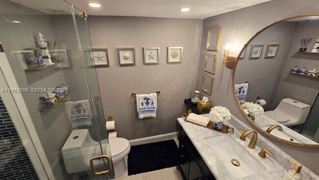 Building Photo - 5701 Collins Ave