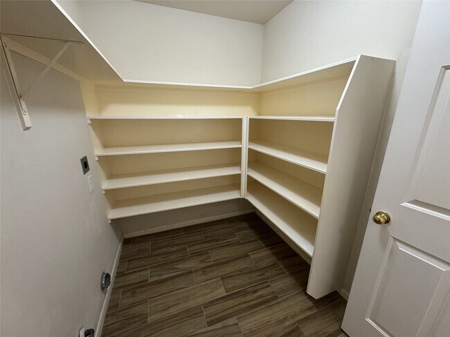 Building Photo - 13723 Audra Ln