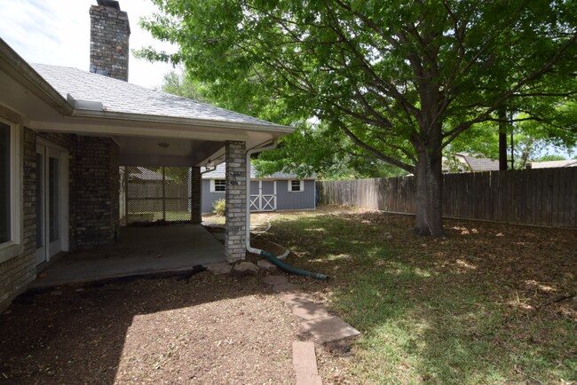 Building Photo - 118 Beaver Loop