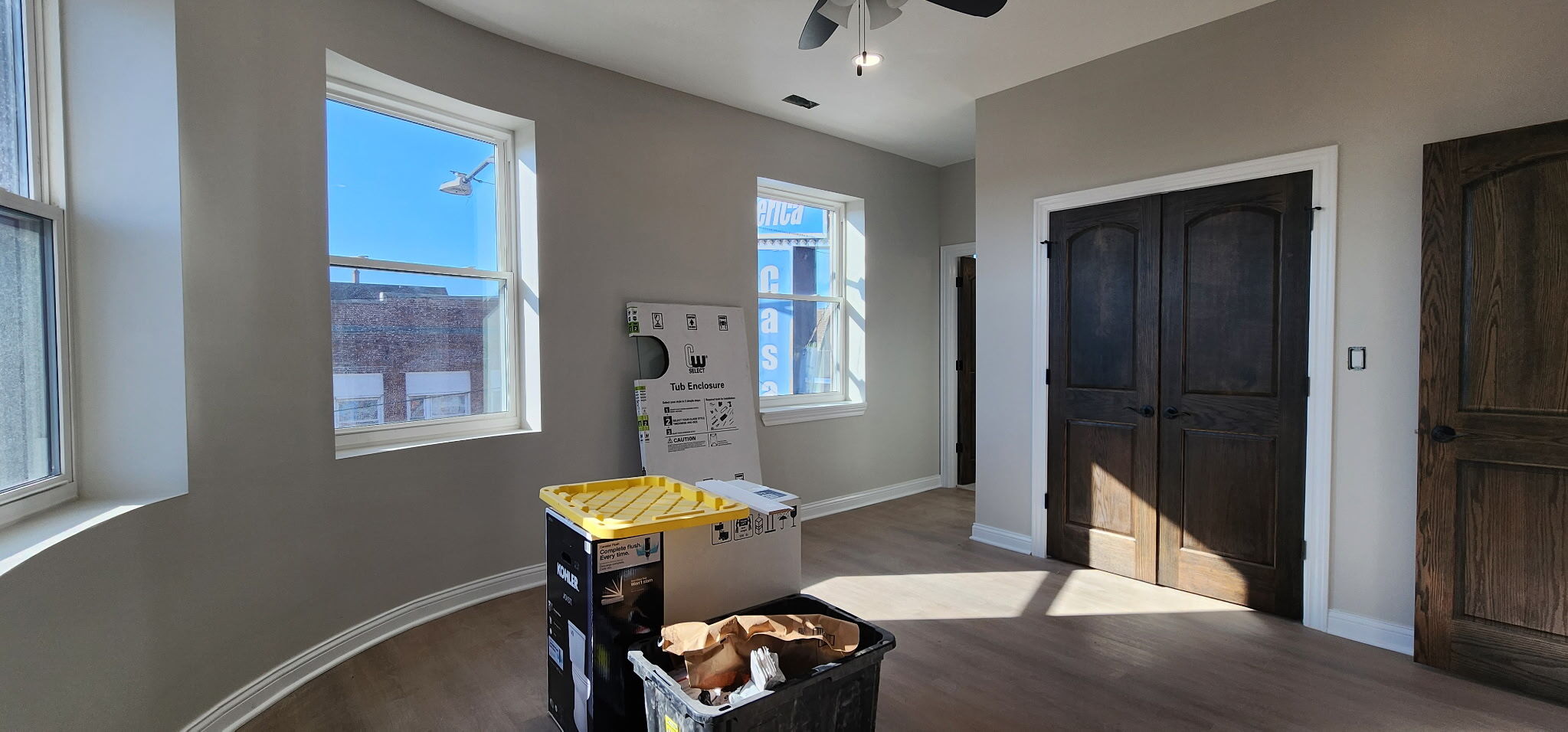 Building Photo - 2552 S Central Park Ave