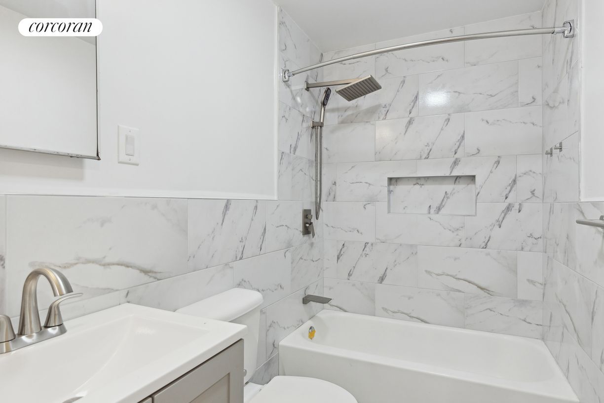 Building Photo - 112 E 123rd St