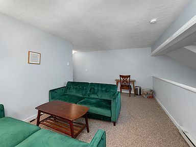 Building Photo - 76 Davis Rd