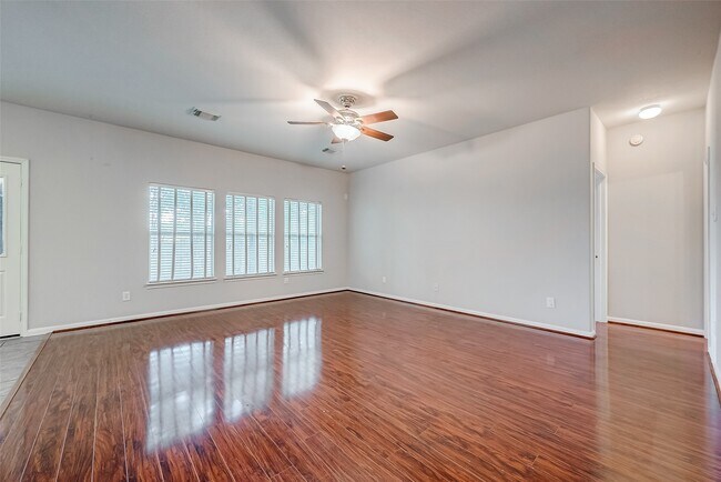 Building Photo - 1210 Gibbons Ct