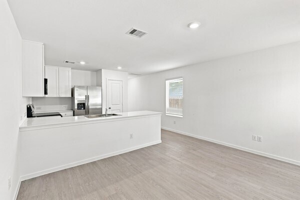 Building Photo - 17123 Saxophone Ln
