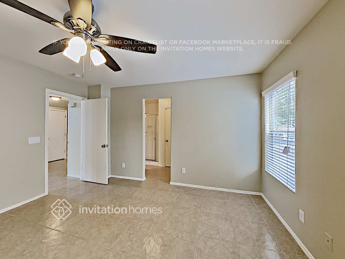 Building Photo - 11849 W Poinsettia Dr