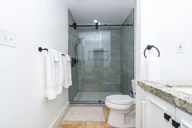 Building Photo - 1423 Sweet Grass Trail