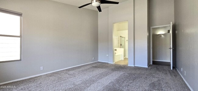 Building Photo - 4117 W Menadota Dr