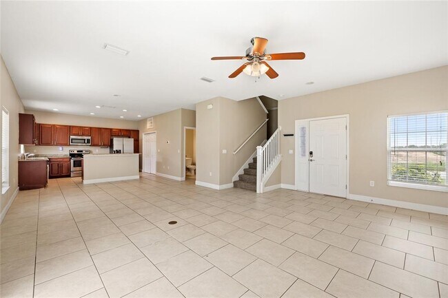 Building Photo - 1469 Salisbury Dr