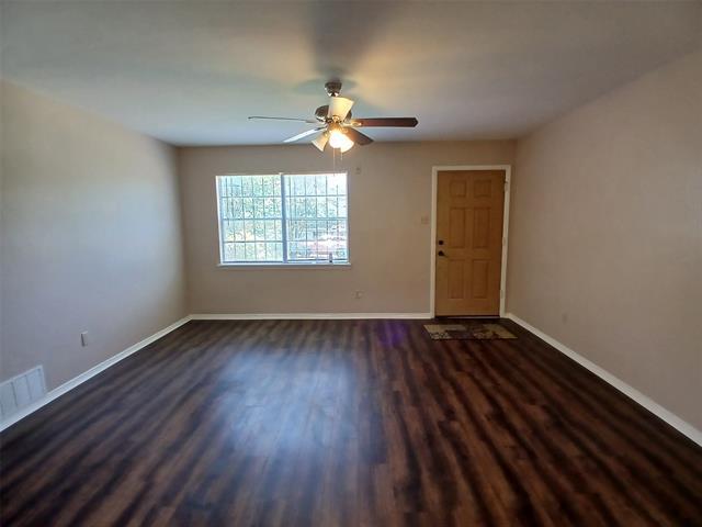 Building Photo - 2557 Talco Dr