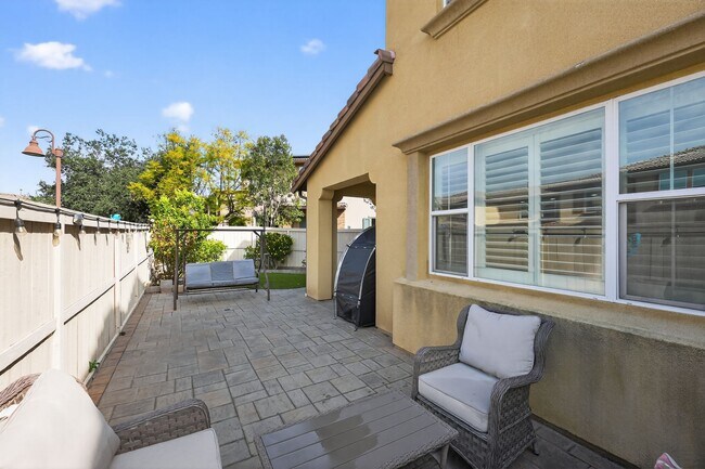 Building Photo - 306 Calle Rayo