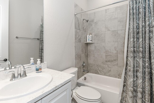 Building Photo - 6110 Meadow Bluff Ct