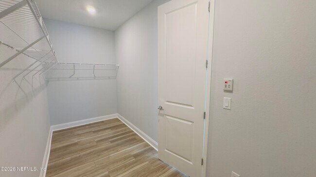 Building Photo - 70 Killarney Ave