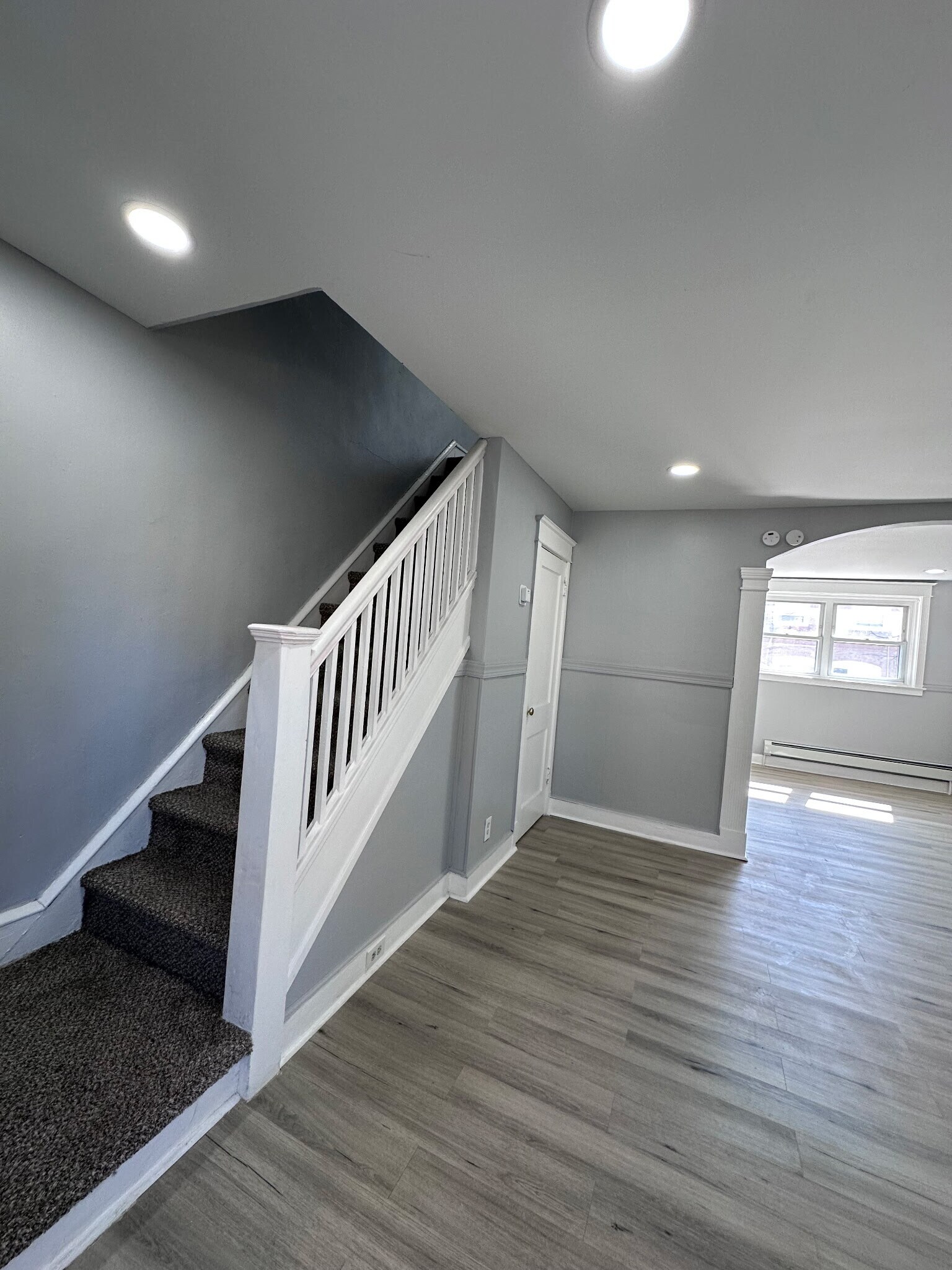 Building Photo - 7050 Clinton Rd