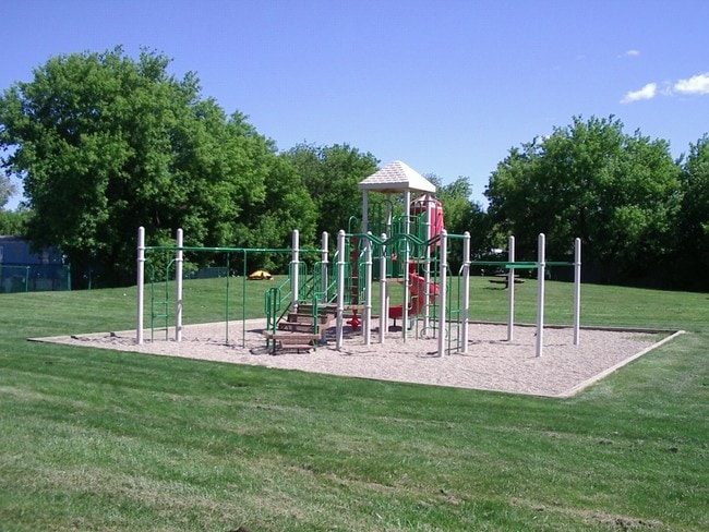 Play Ground - Continental Estates