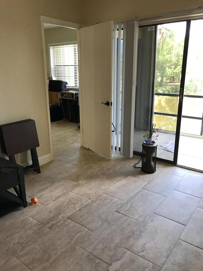 Building Photo - 2050 Oleander Blvd