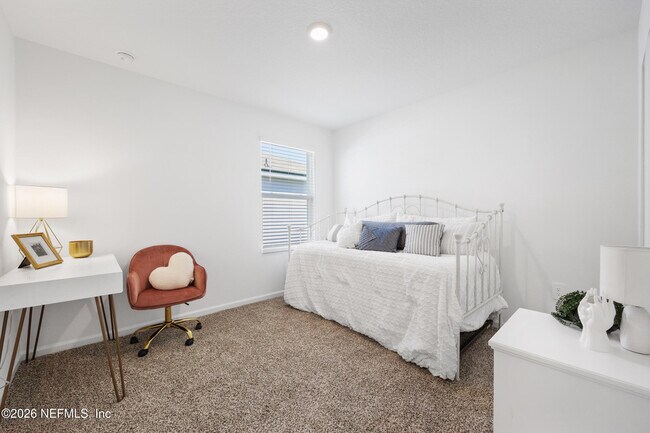 Building Photo - 2223 Setting Sun Wy