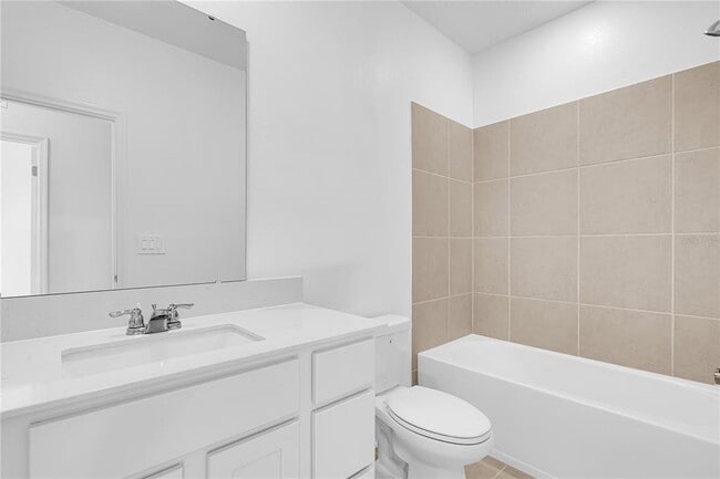 Building Photo - 2827 Maloof Dr