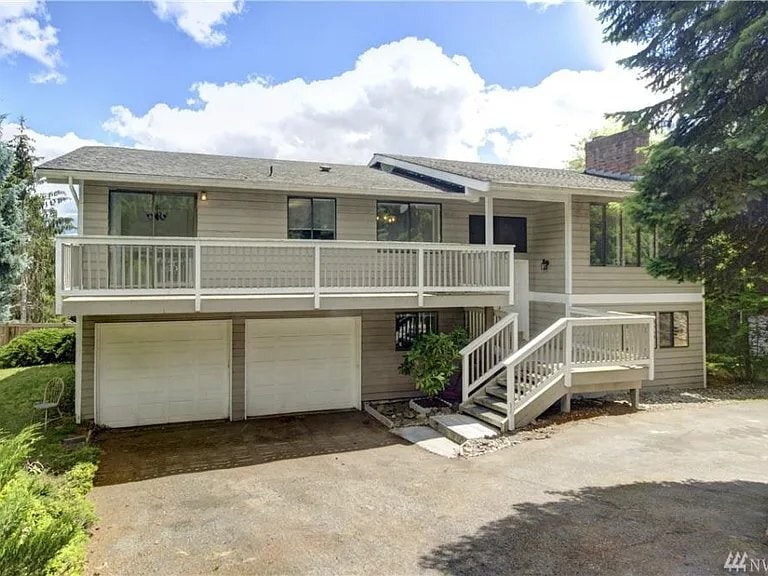 Building Photo - 19018 68th Ave NE