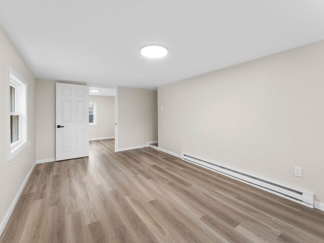 Building Photo - Secluded & Stunning: Move-In Ready 3-Bedroom Home with Bonus Rooms & Private Yard