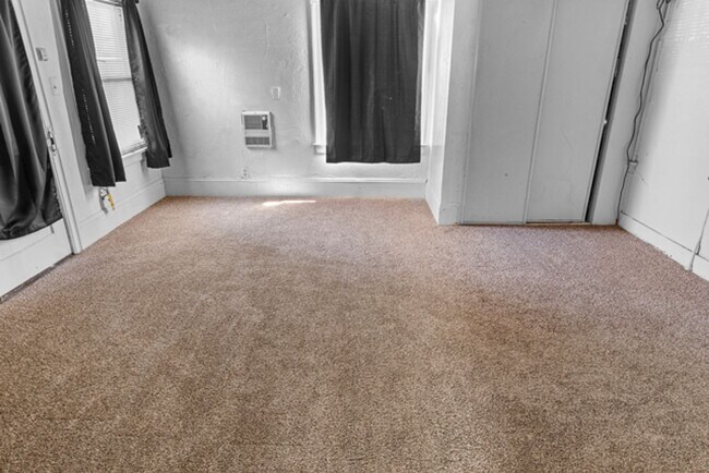 Building Photo - 44thbl