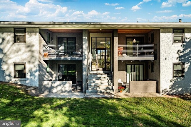 Building Photo - 530 Washington Ave