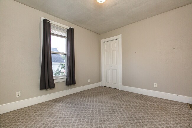 Building Photo - 2636 Fulton St