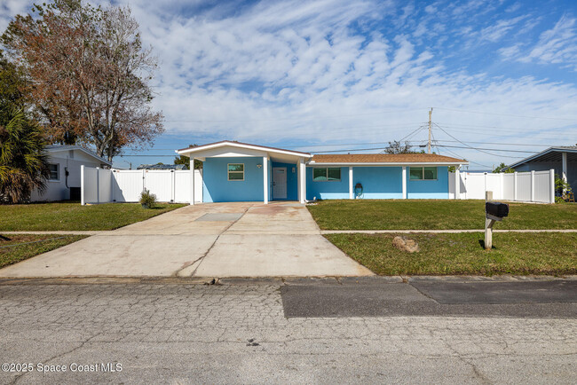 Building Photo - 1988 Coolidge Ave