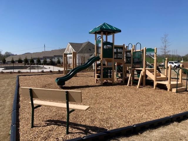 Building Photo - 255 Deerberry Dr