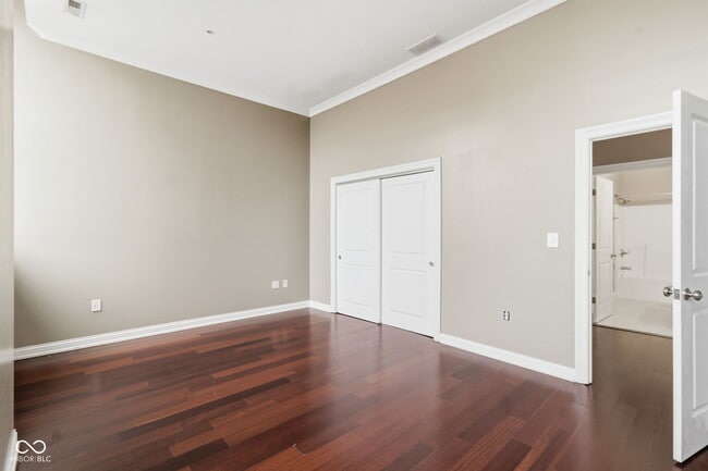 Building Photo - 141 S Meridian St