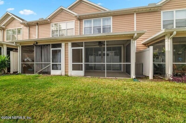 Building Photo - 4265 Highwood Dr