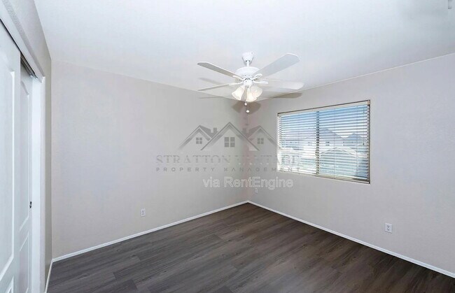 Building Photo - 618 E Payton Cir