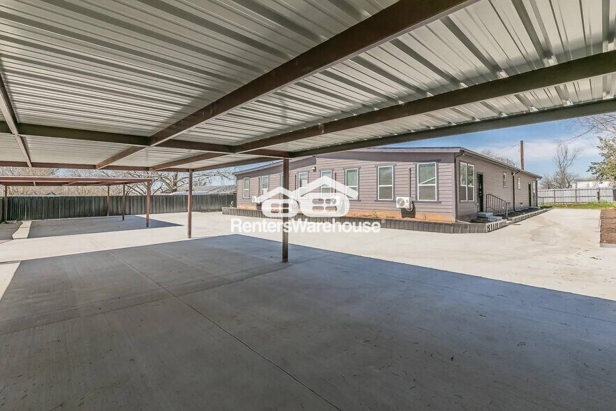 Building Photo - 191 Co Rd 4849