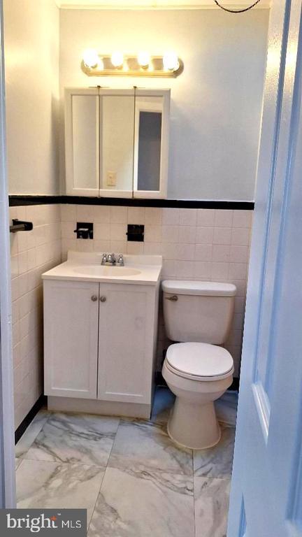 Building Photo - 1821 Hartranft St