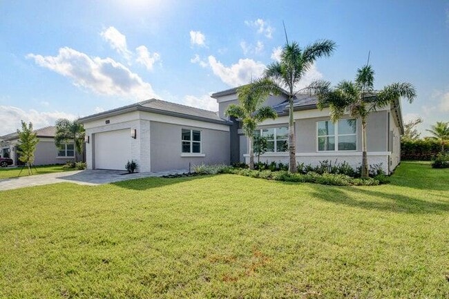 Building Photo - 12832 Veneto Springs Dr