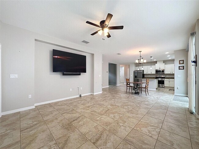 Building Photo - 345 Alcove Dr