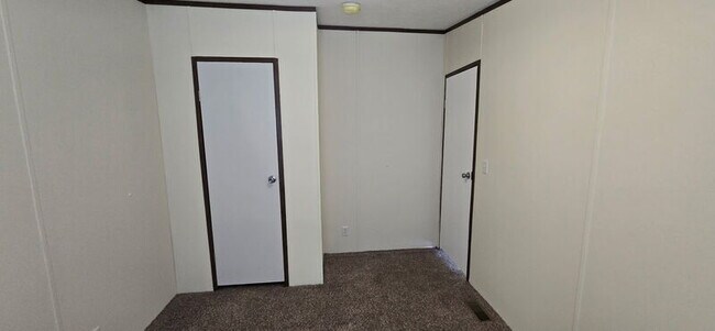 Building Photo - 521 Milan Ave